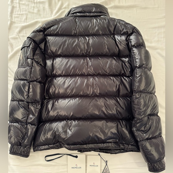 LIKE NEW - Moncler Men's Maya Short Down Jacket Size 3 (Large) Black - Picture 3 of 5
